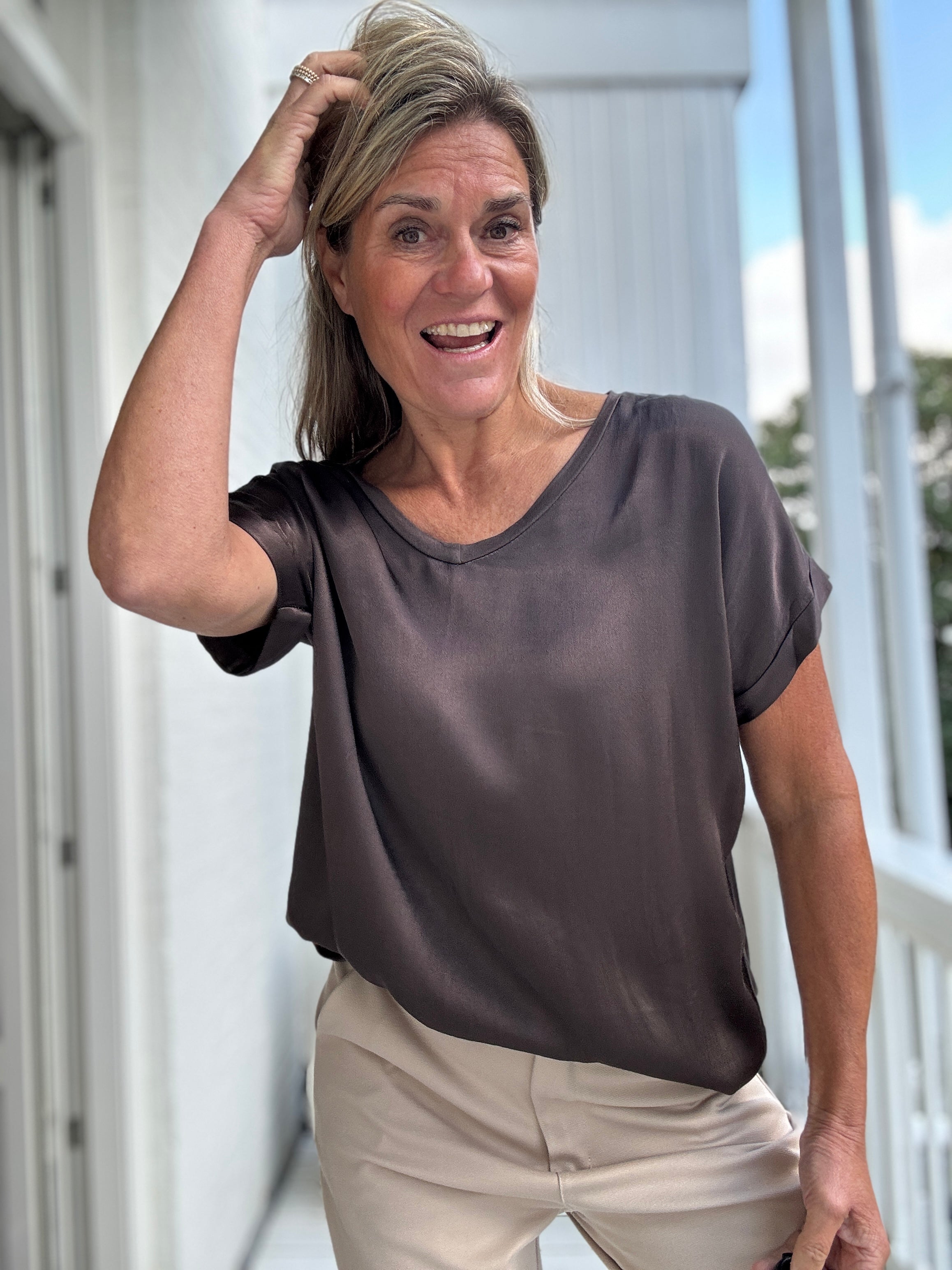 T-Shirt - Vlinder - Cartouche by Suus