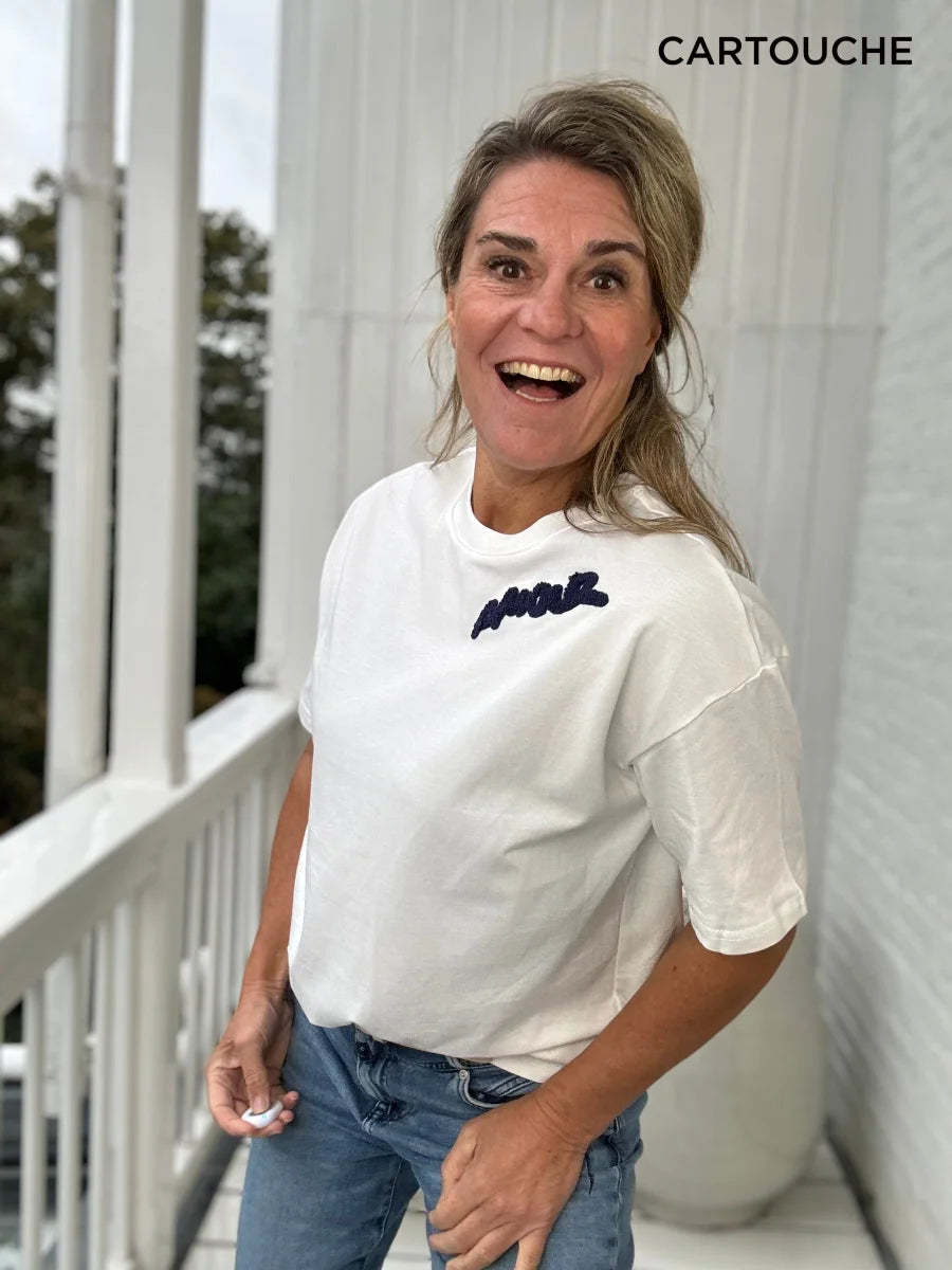 T-Shirt - Amour Cartouche Wit/Blauw