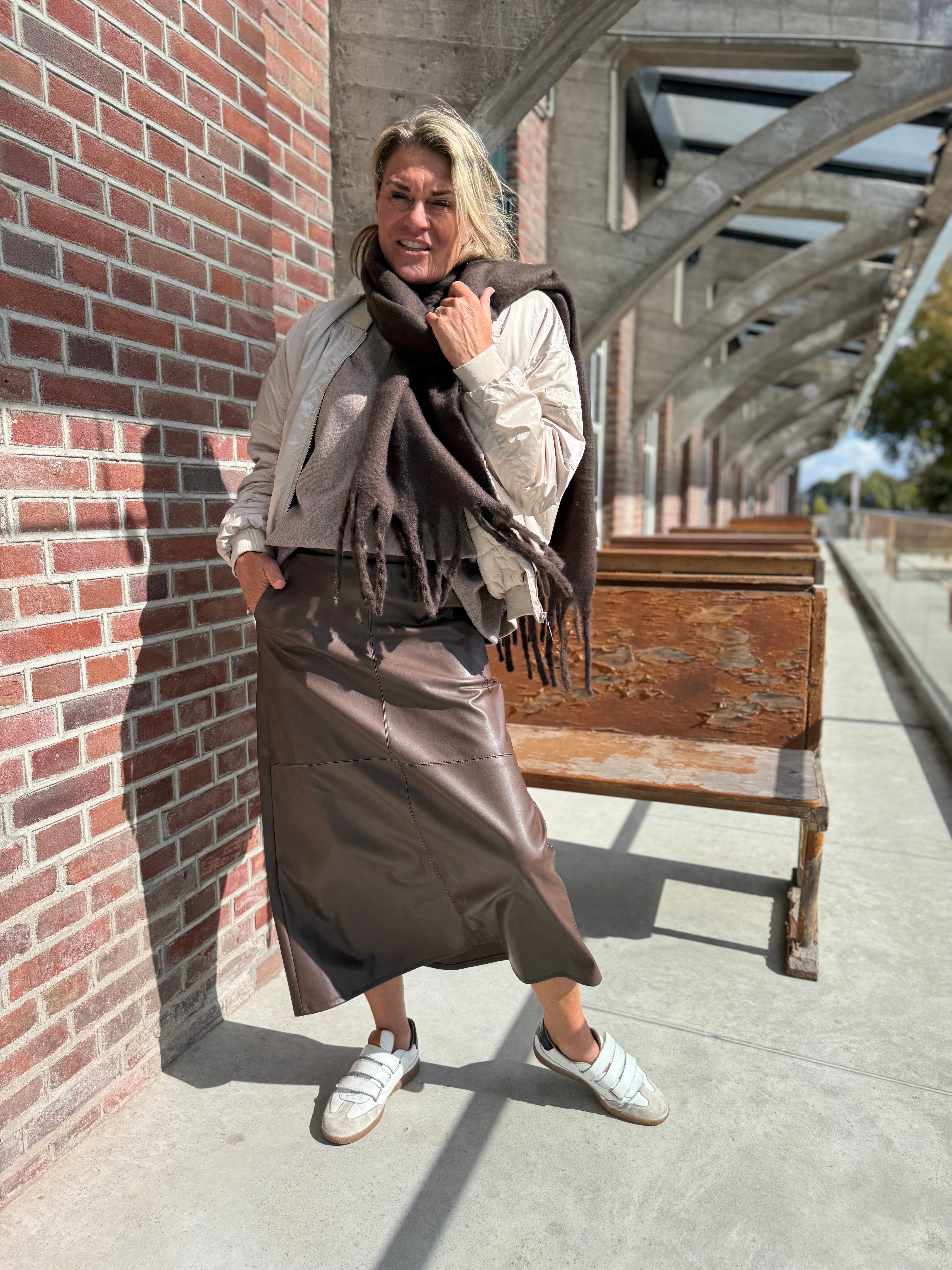 Rok - Tokyo - Cartouche by Suus