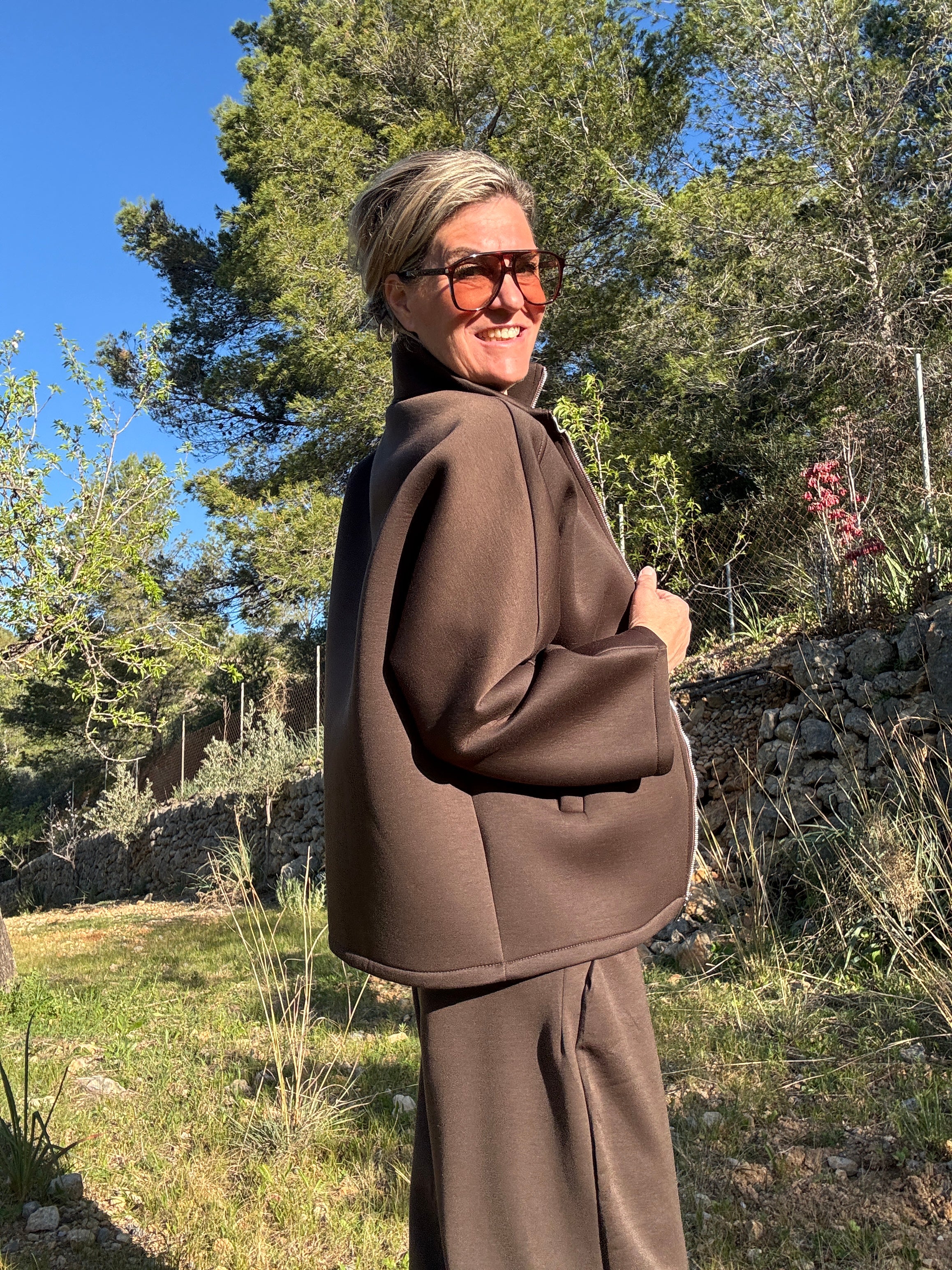 Scuba Jas - Bilbao - Cartouche by Suus