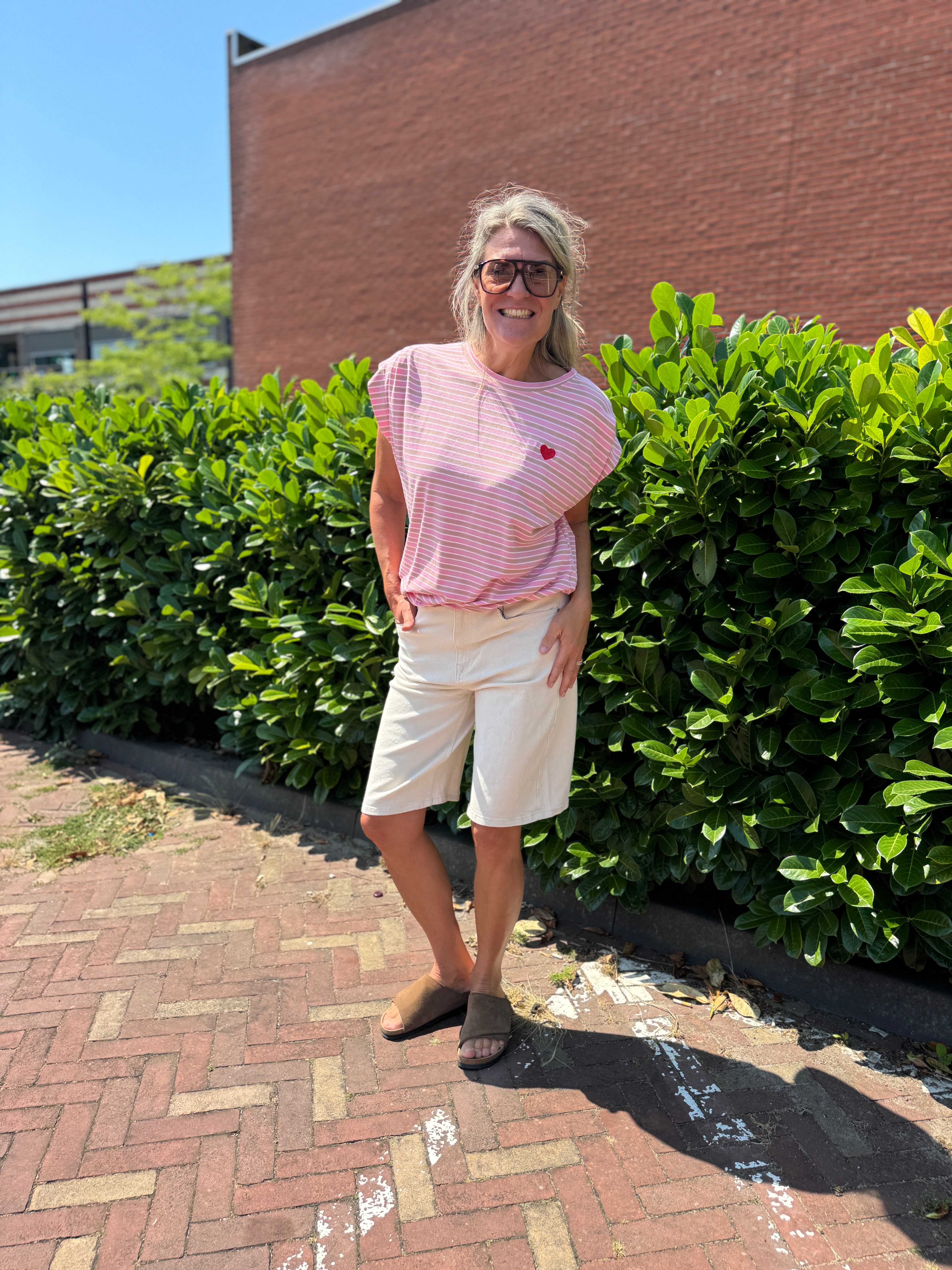 Bermuda - Ariana
