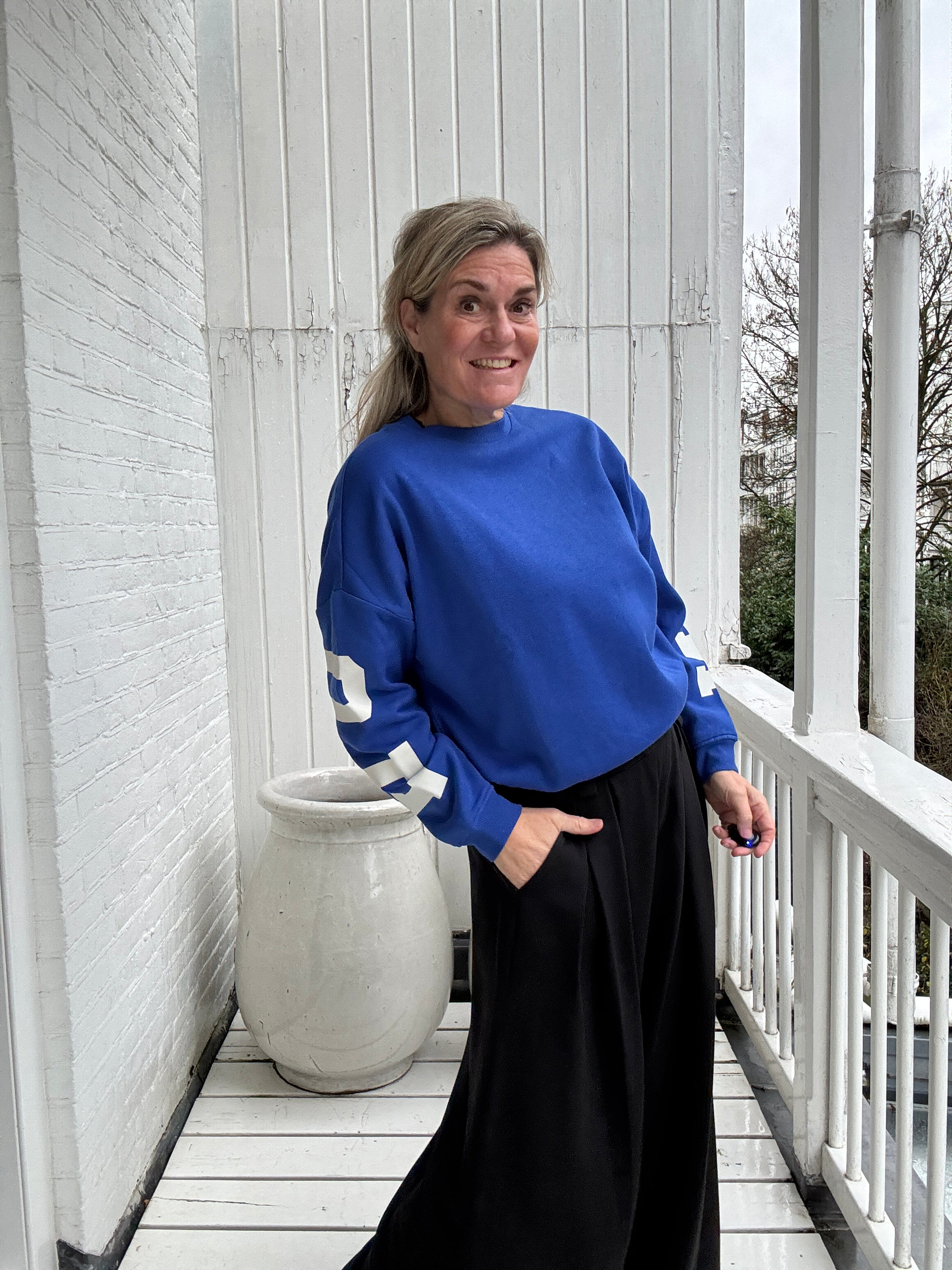 Sweater - SWEAT LS BACK/SLEEVE PRINT - Only