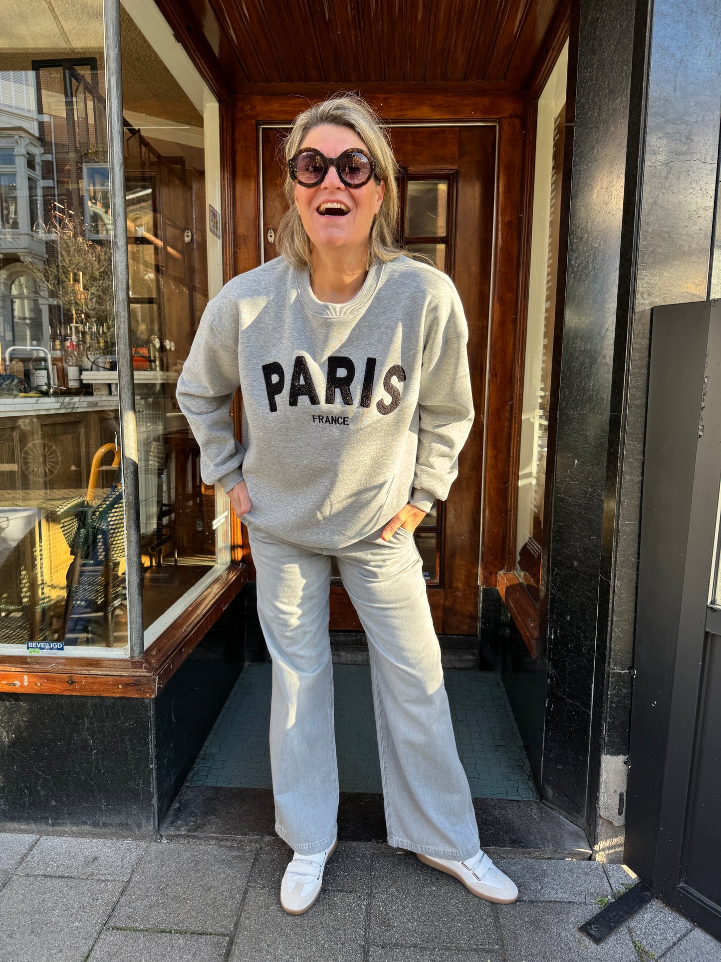 Sweater - Paris France