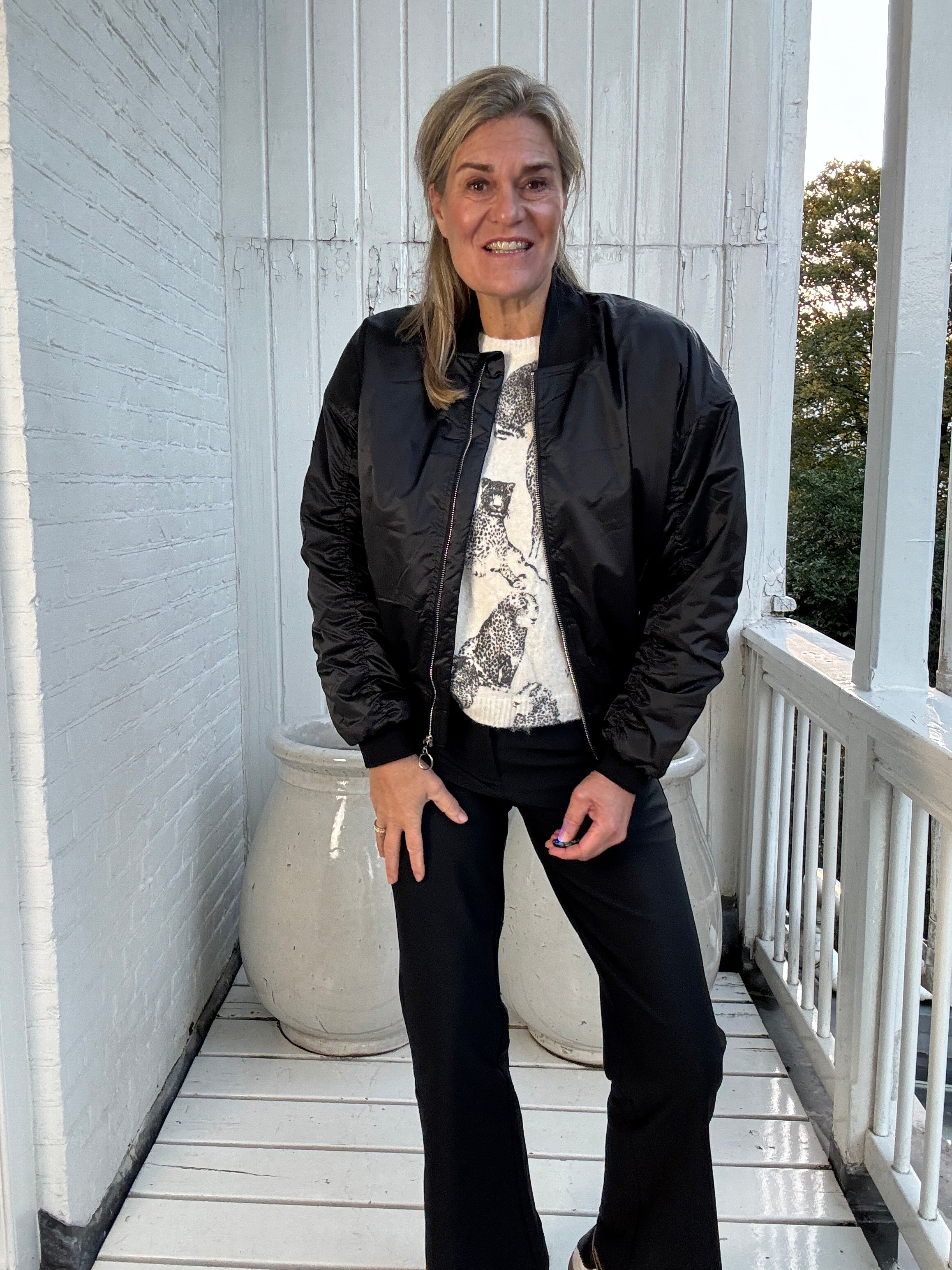 Bomber - Olivia - Cartouche by Suus