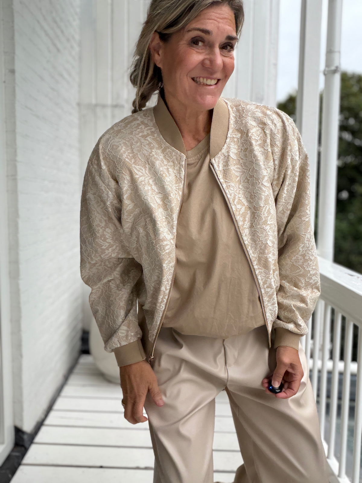Bomber - Denise - Cartouche by Suus