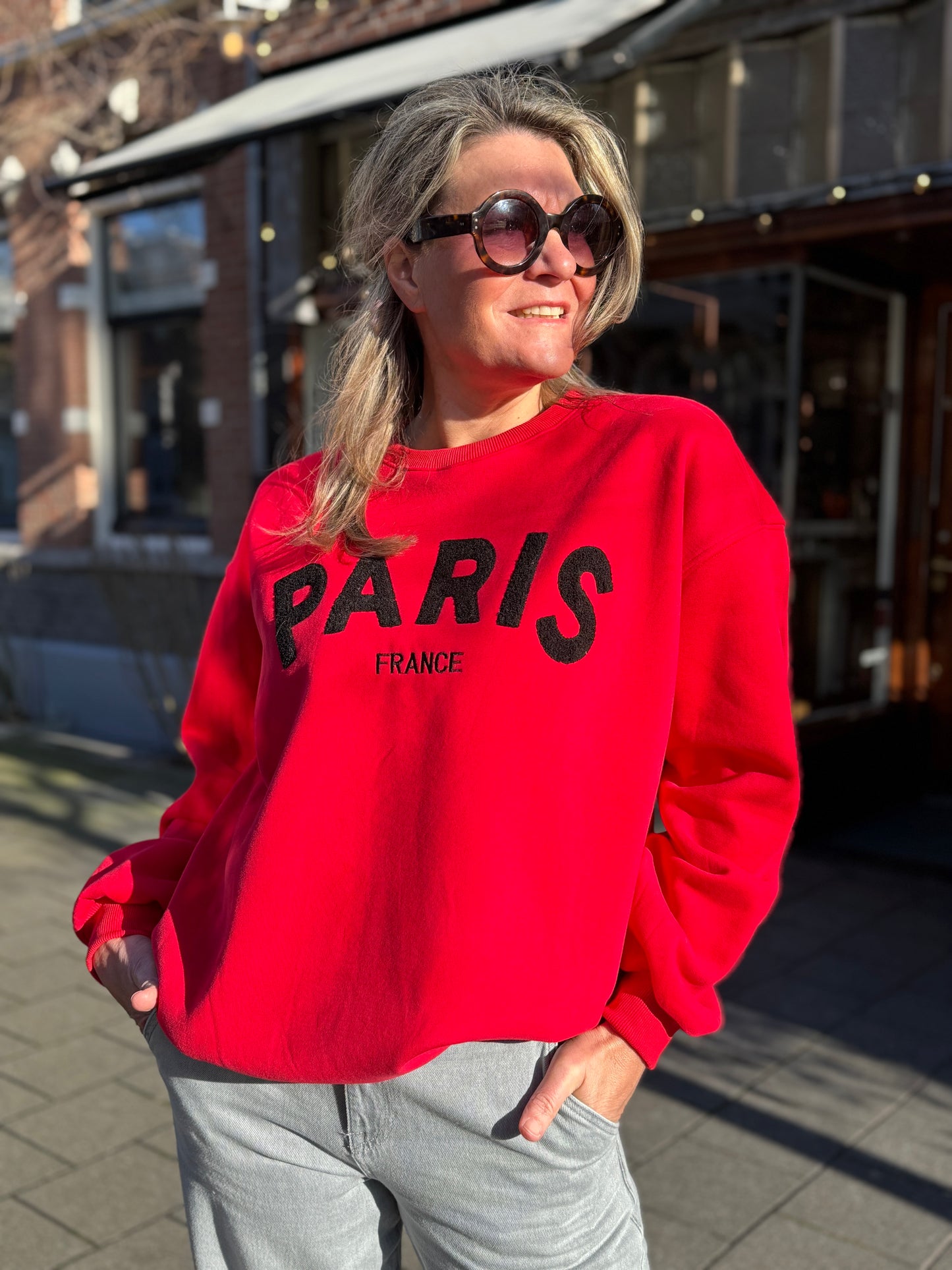 Sweater - Paris France