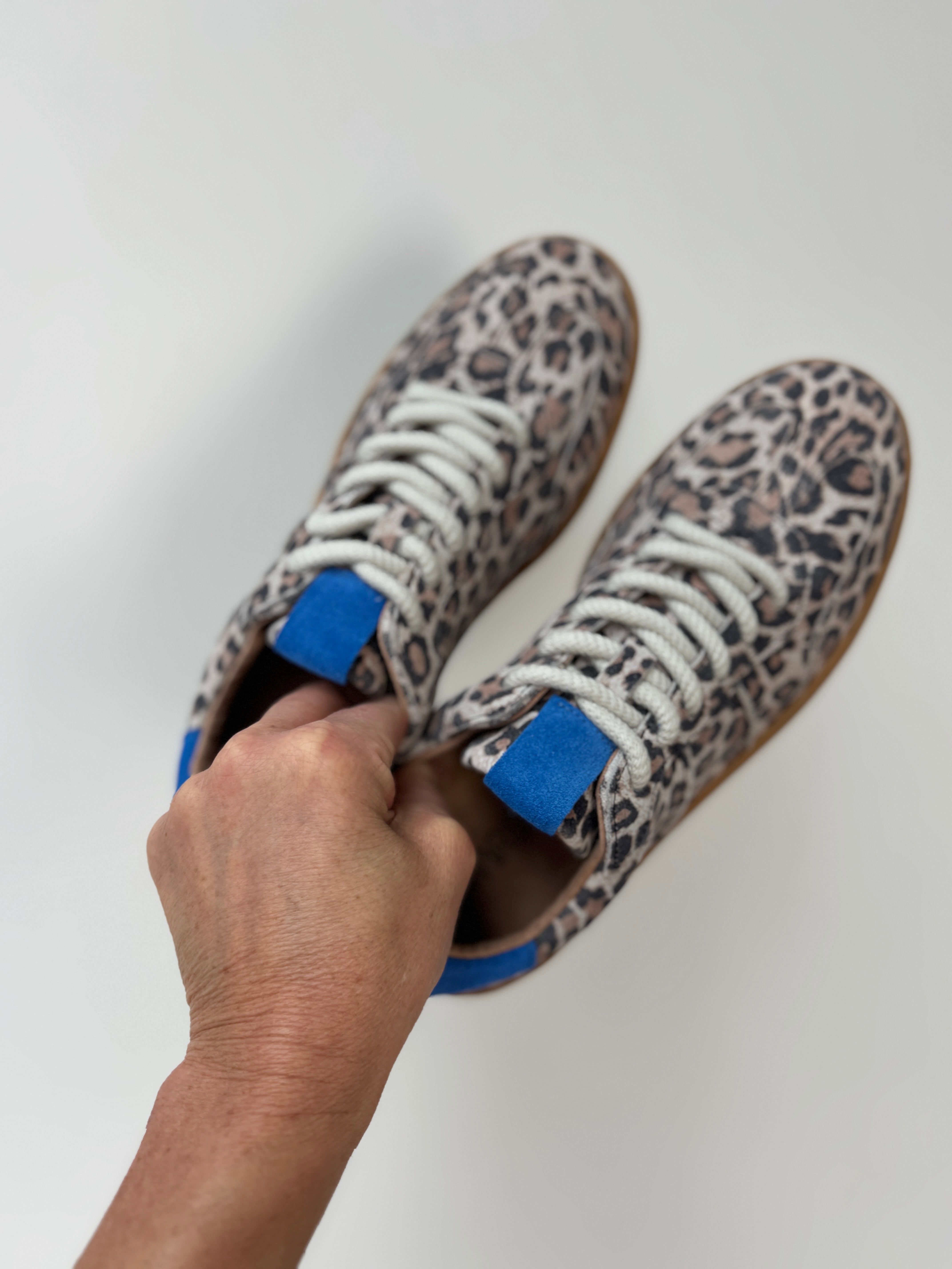 Sneakers - POONA Leopard - DWRS