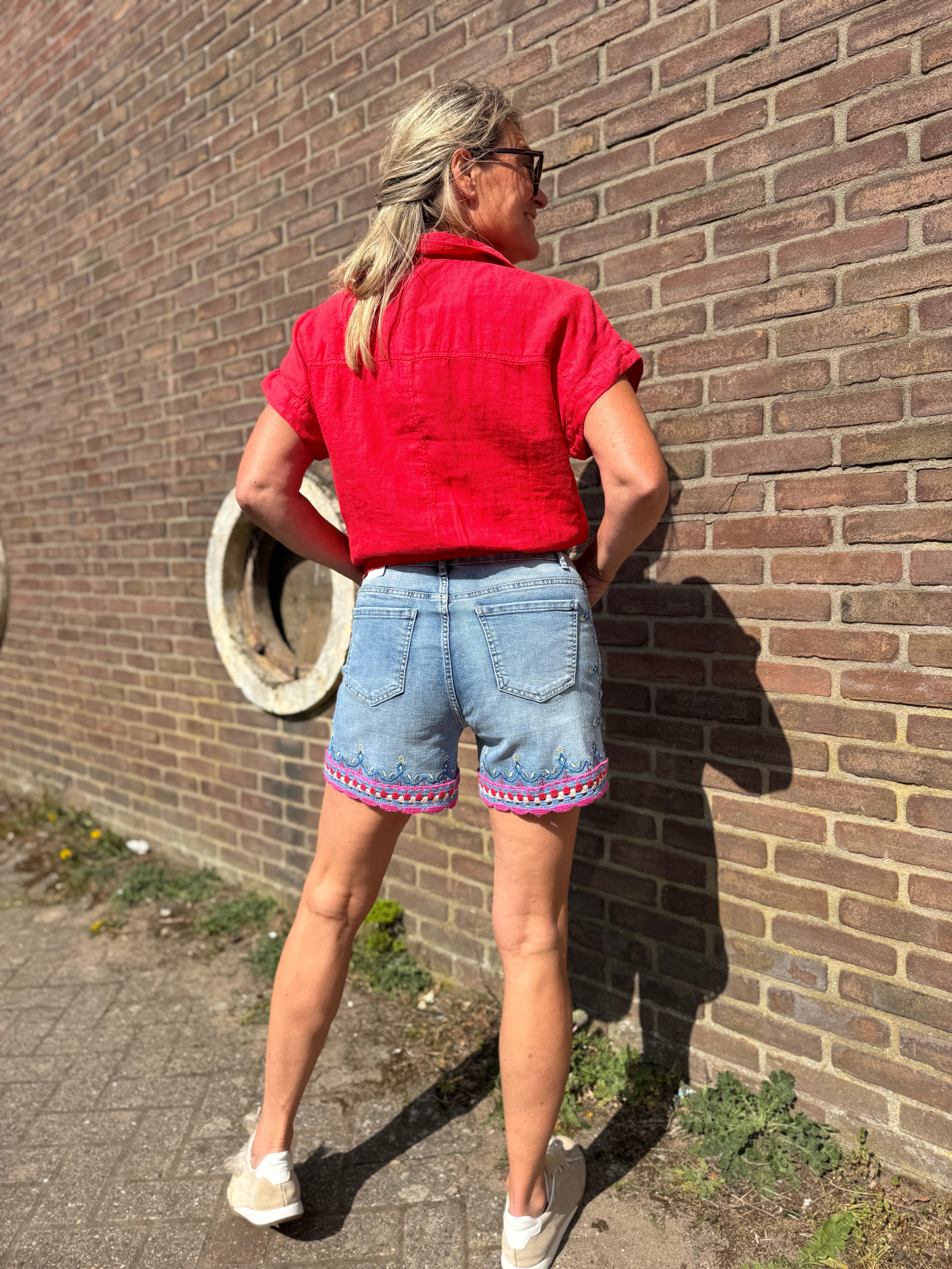 Short - Saar
