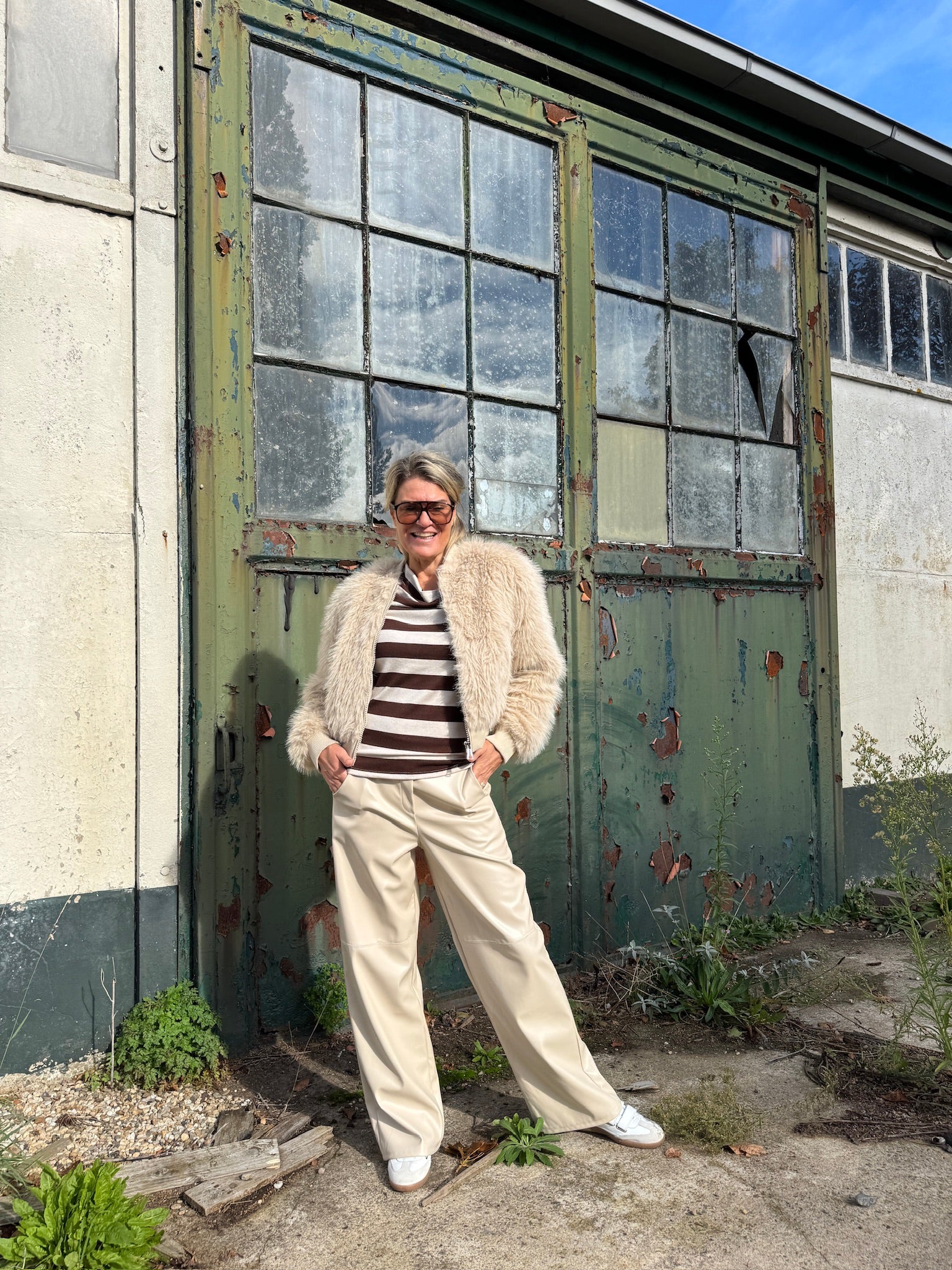 Bomber - Beertje - Cartouche by Suus