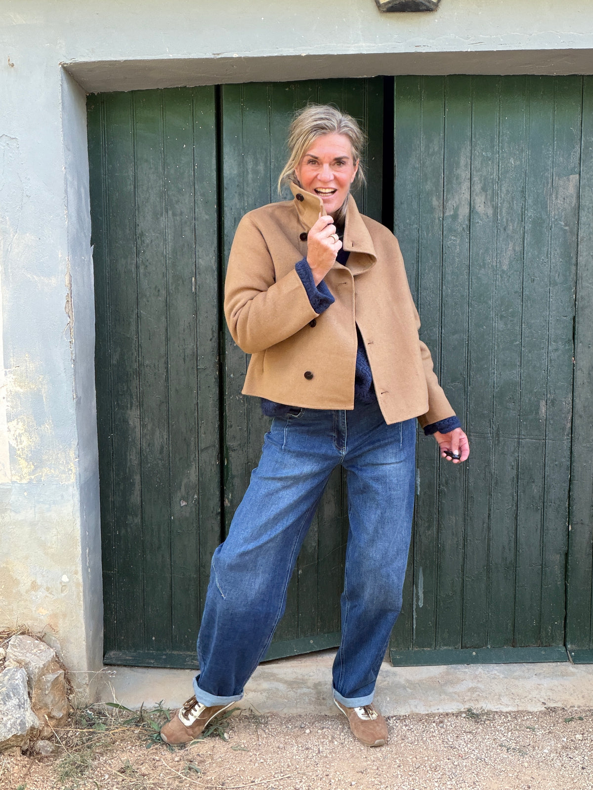 Herfstjas Marloes met hoge kraag in camel – foto 2