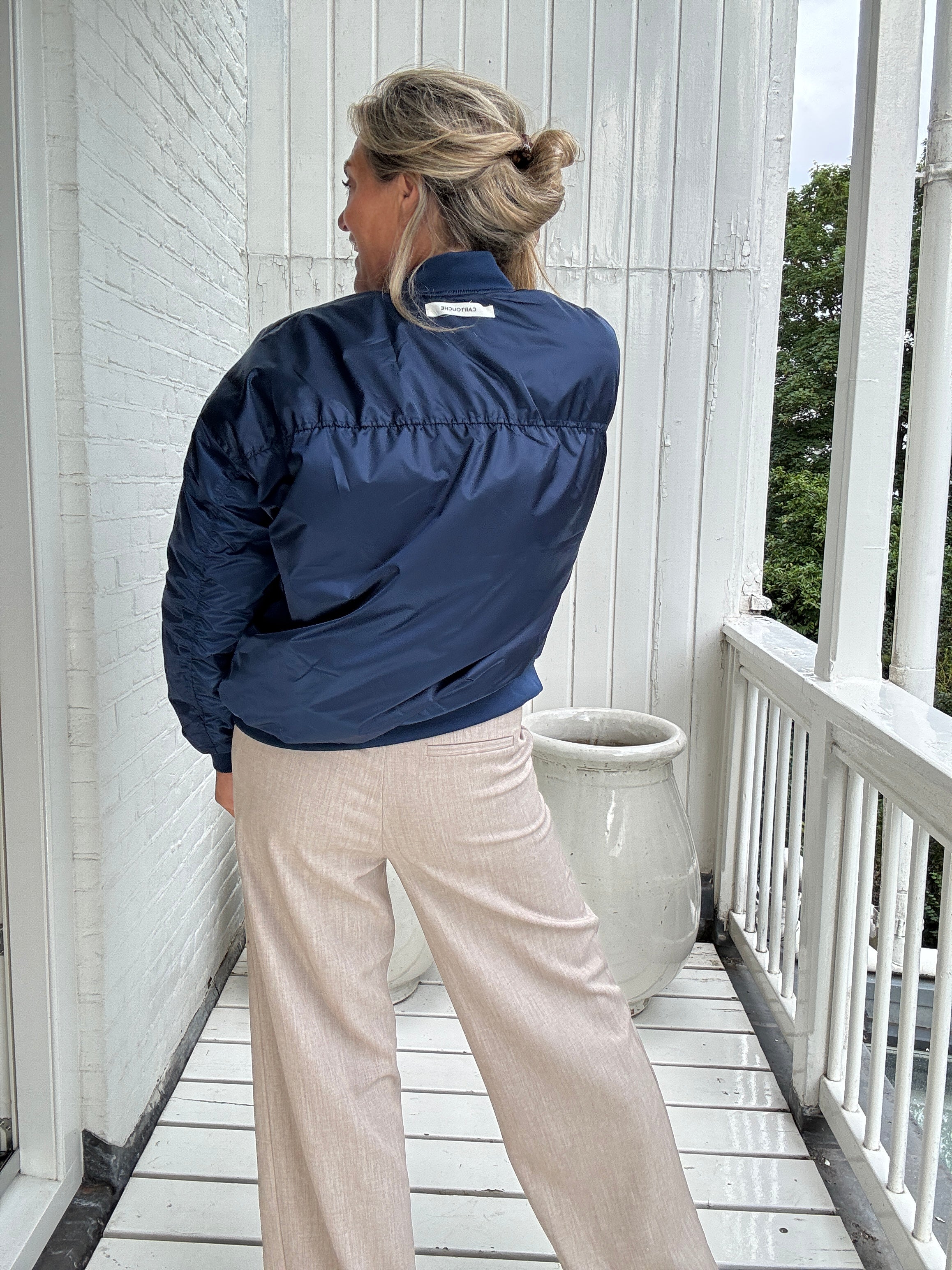 Bomber - Olivia - Cartouche by Suus