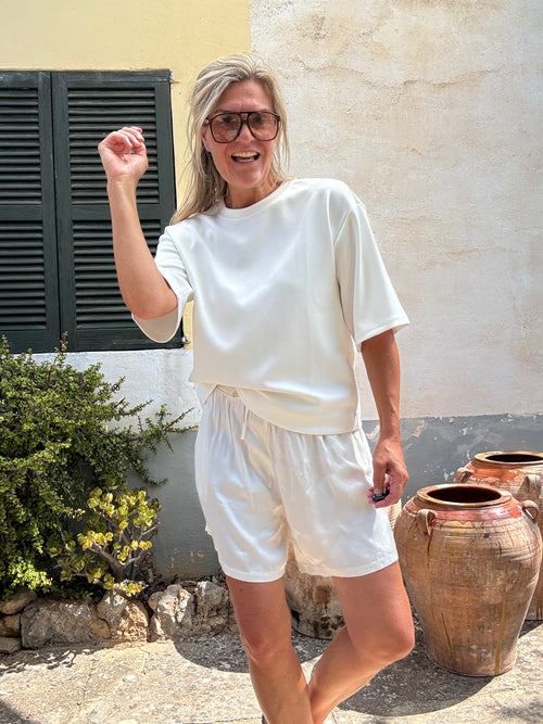 T-Shirt - Azra Boxy T-shirt - TOODAY