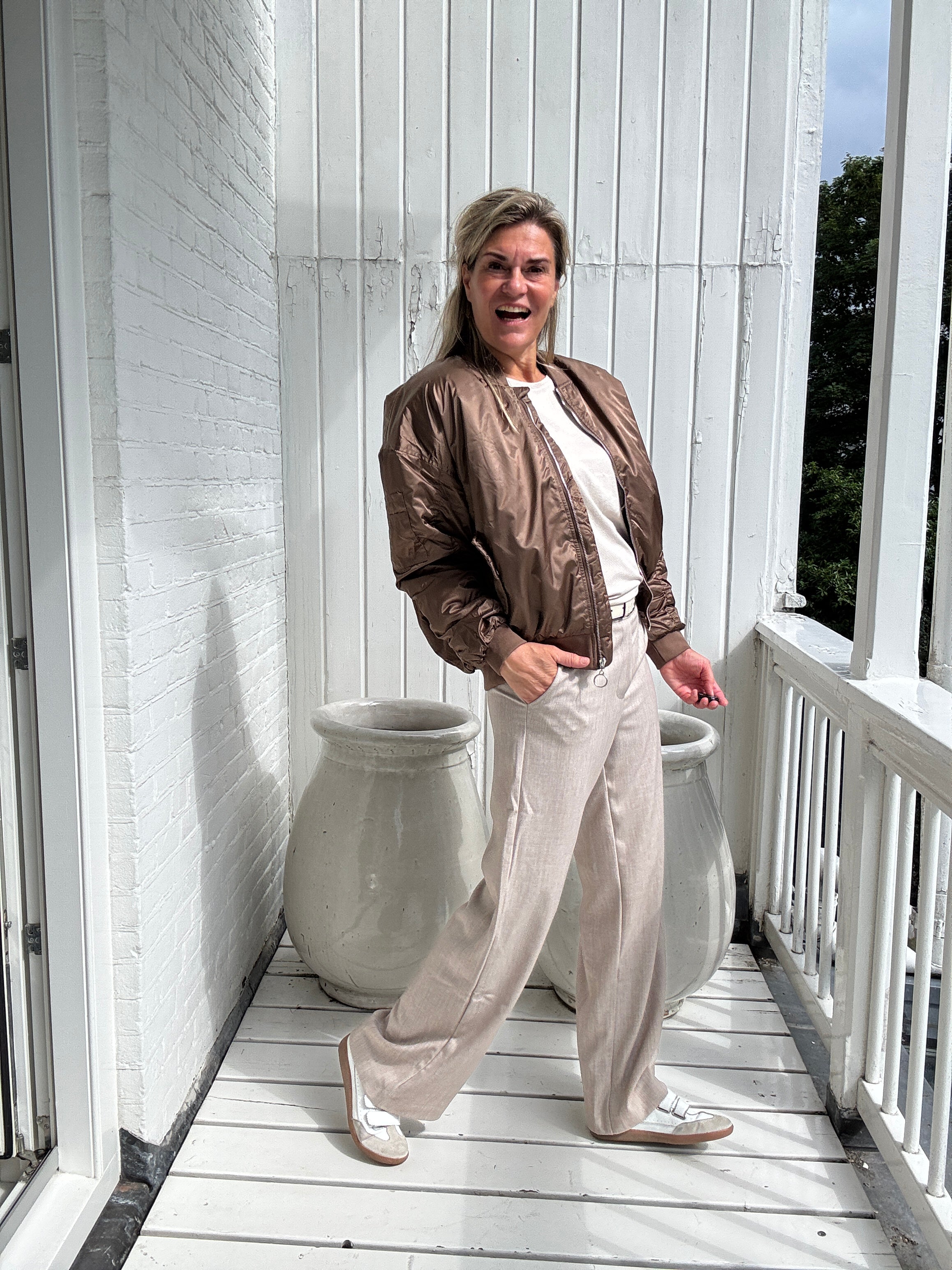 Bomber - Olivia - Cartouche by Suus