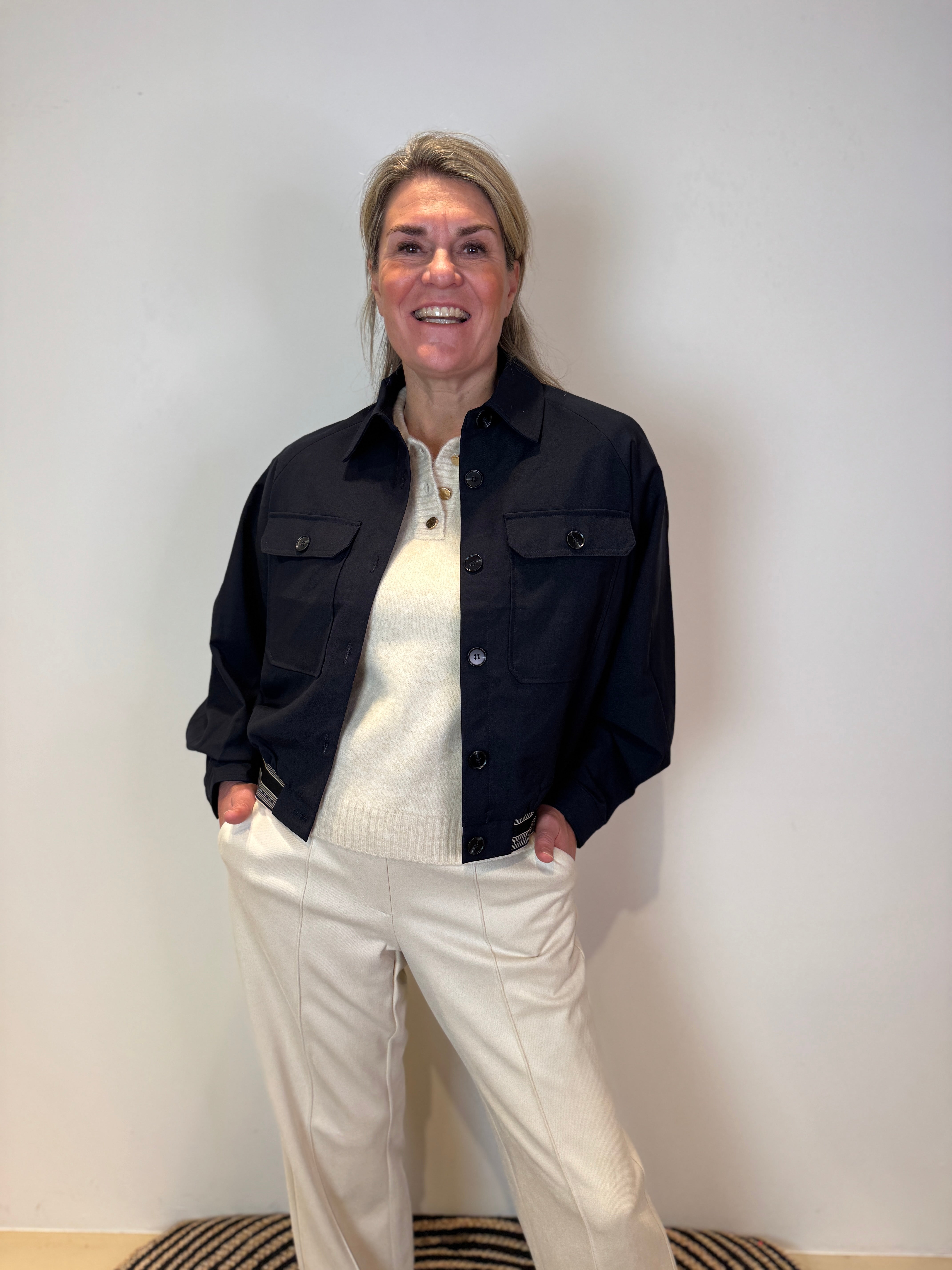 Jas - Olivia - Nukus