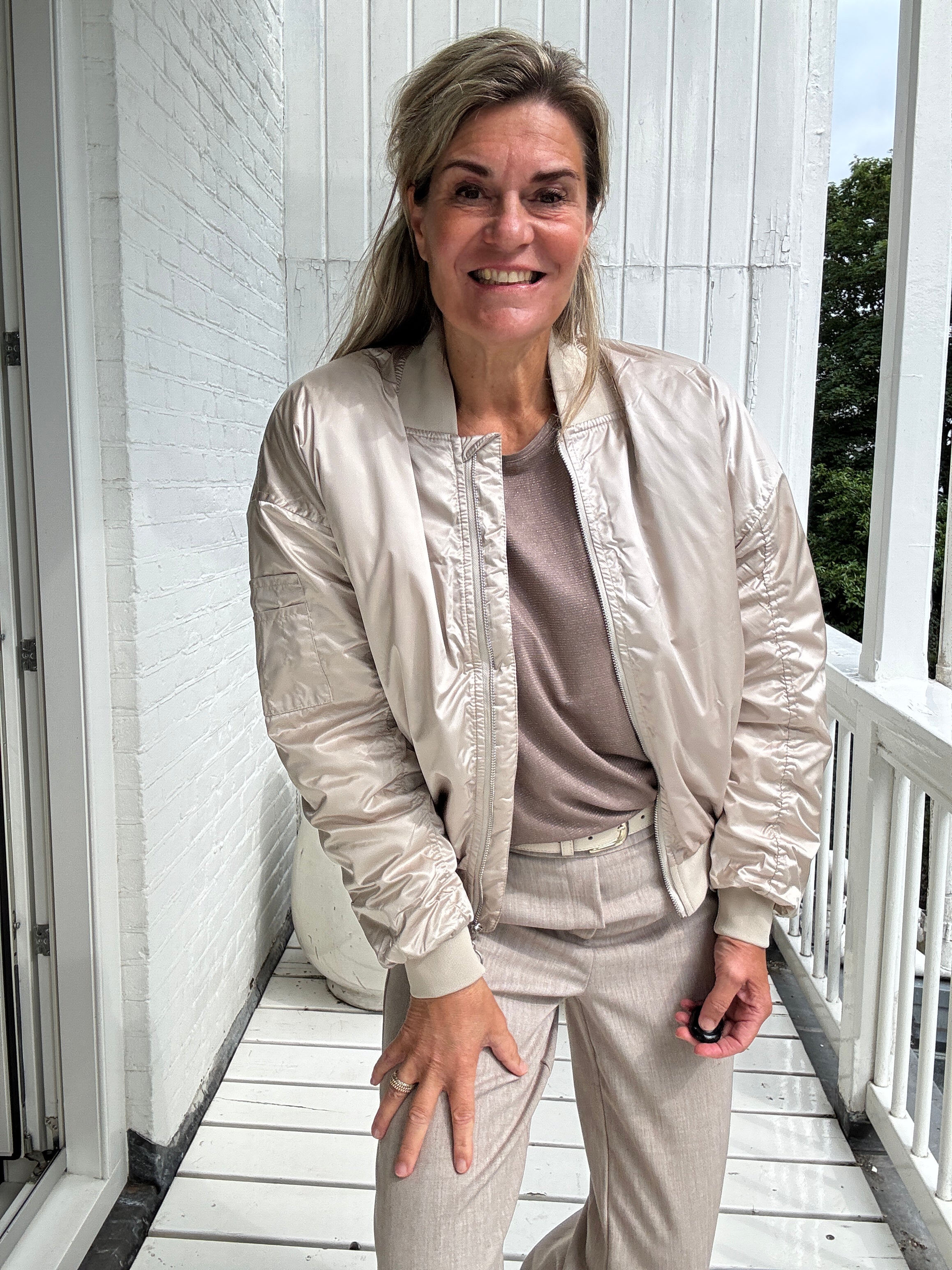 Bomber - Olivia - Cartouche by Suus