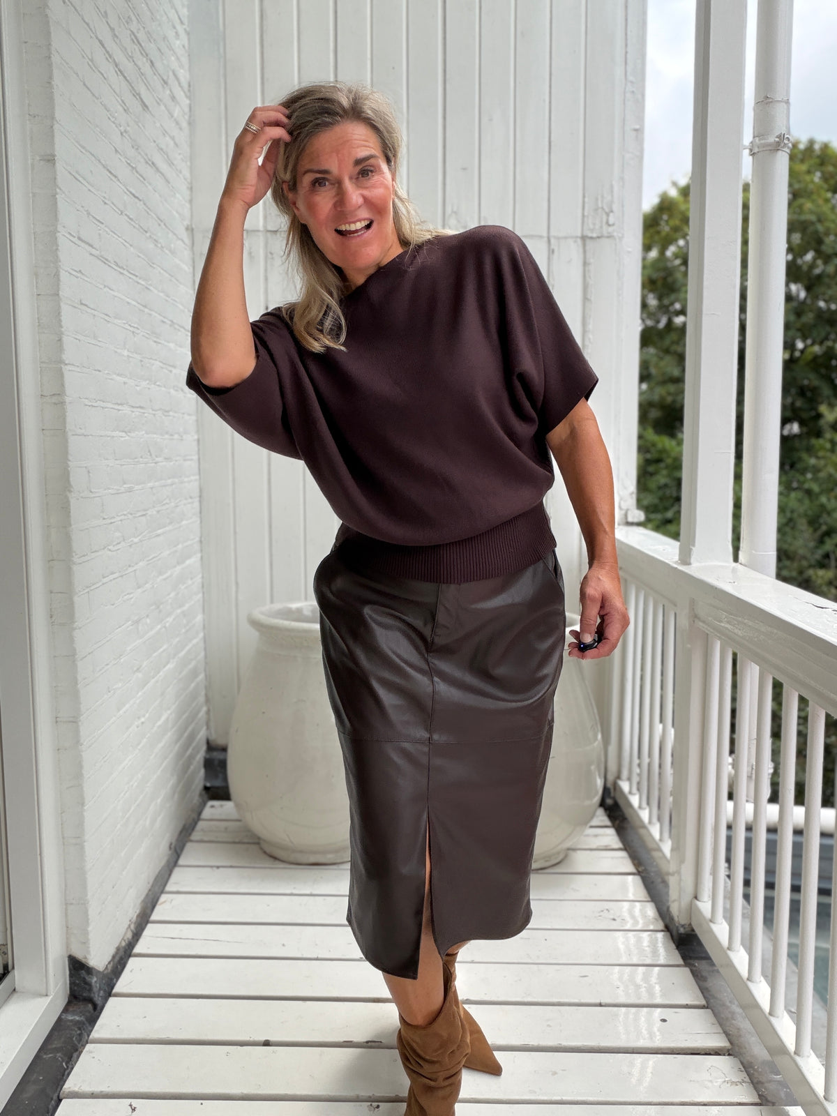 Rok - DAGMAR HW MIDI COATED SKIRT - VILA