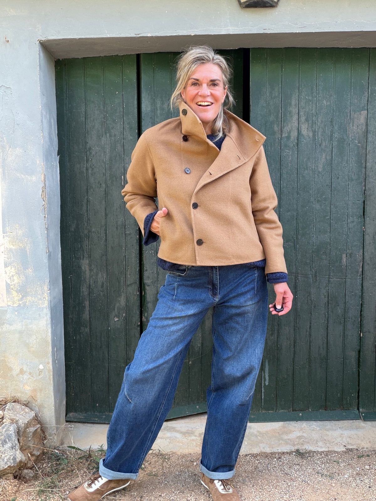 Herfstjas Marloes met hoge kraag in camel