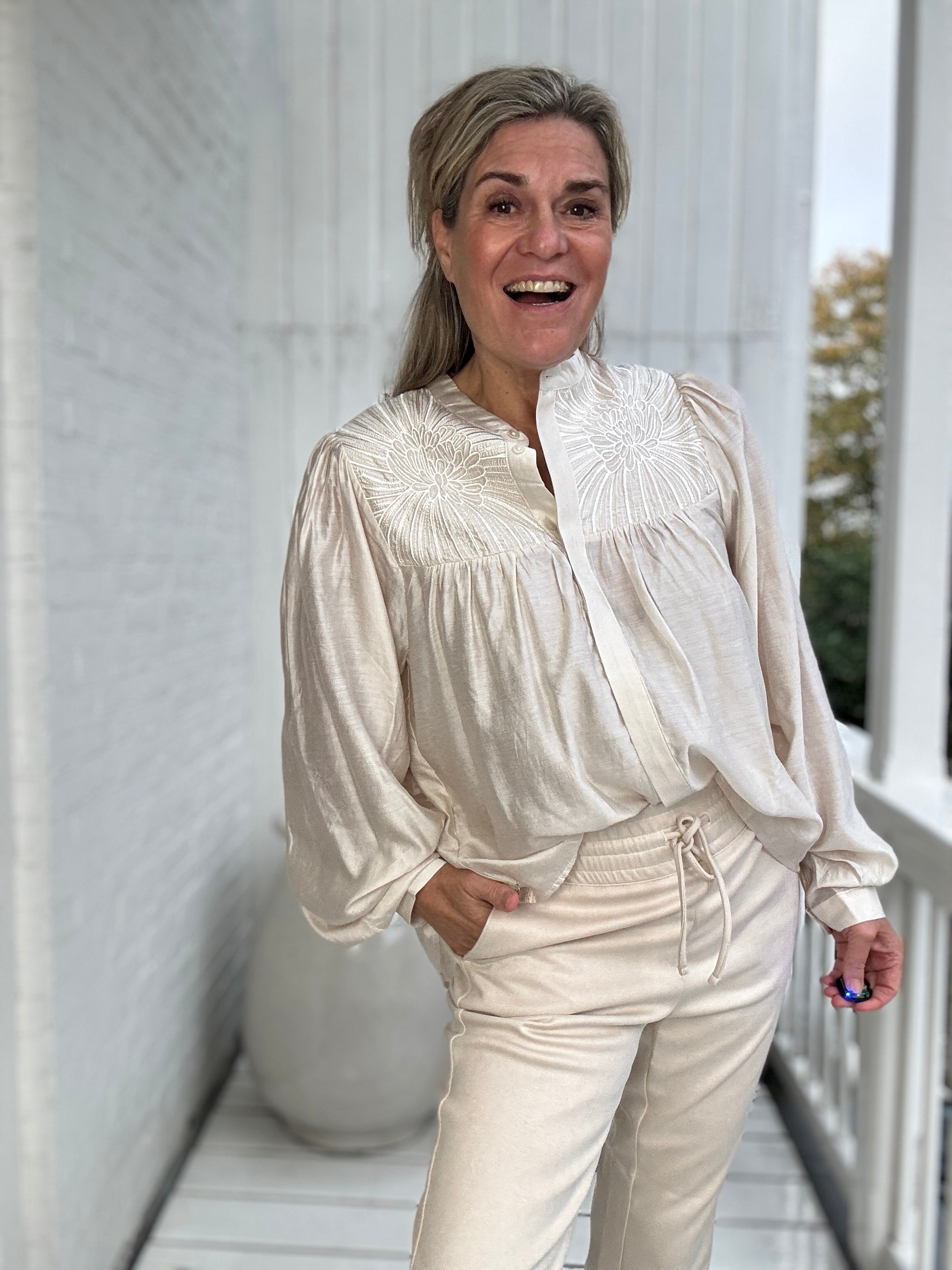 Julia Blouse - NUKUS