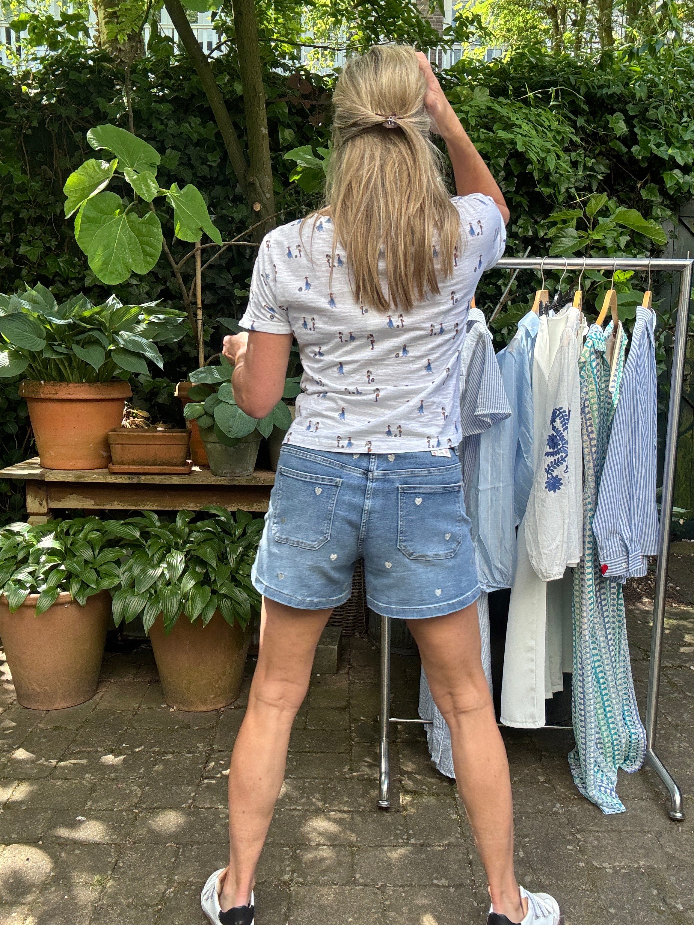 Short - Lieve