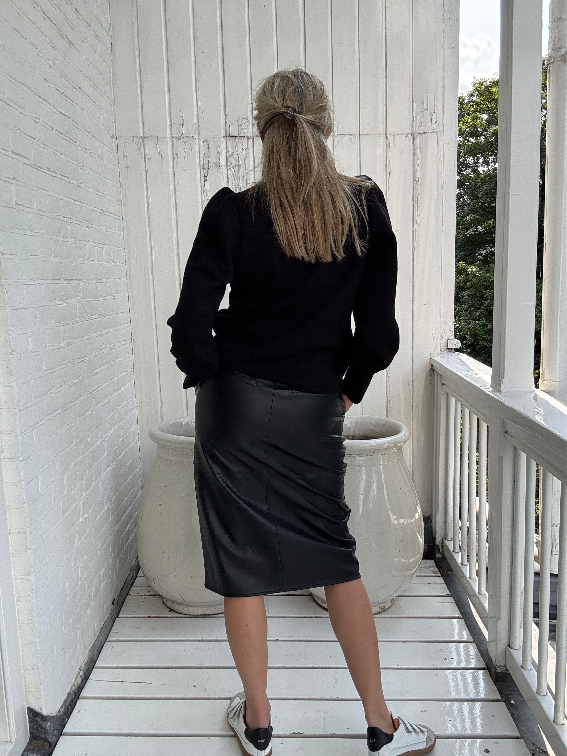 Rok - DAGMAR HW MIDI COATED SKIRT - VILA