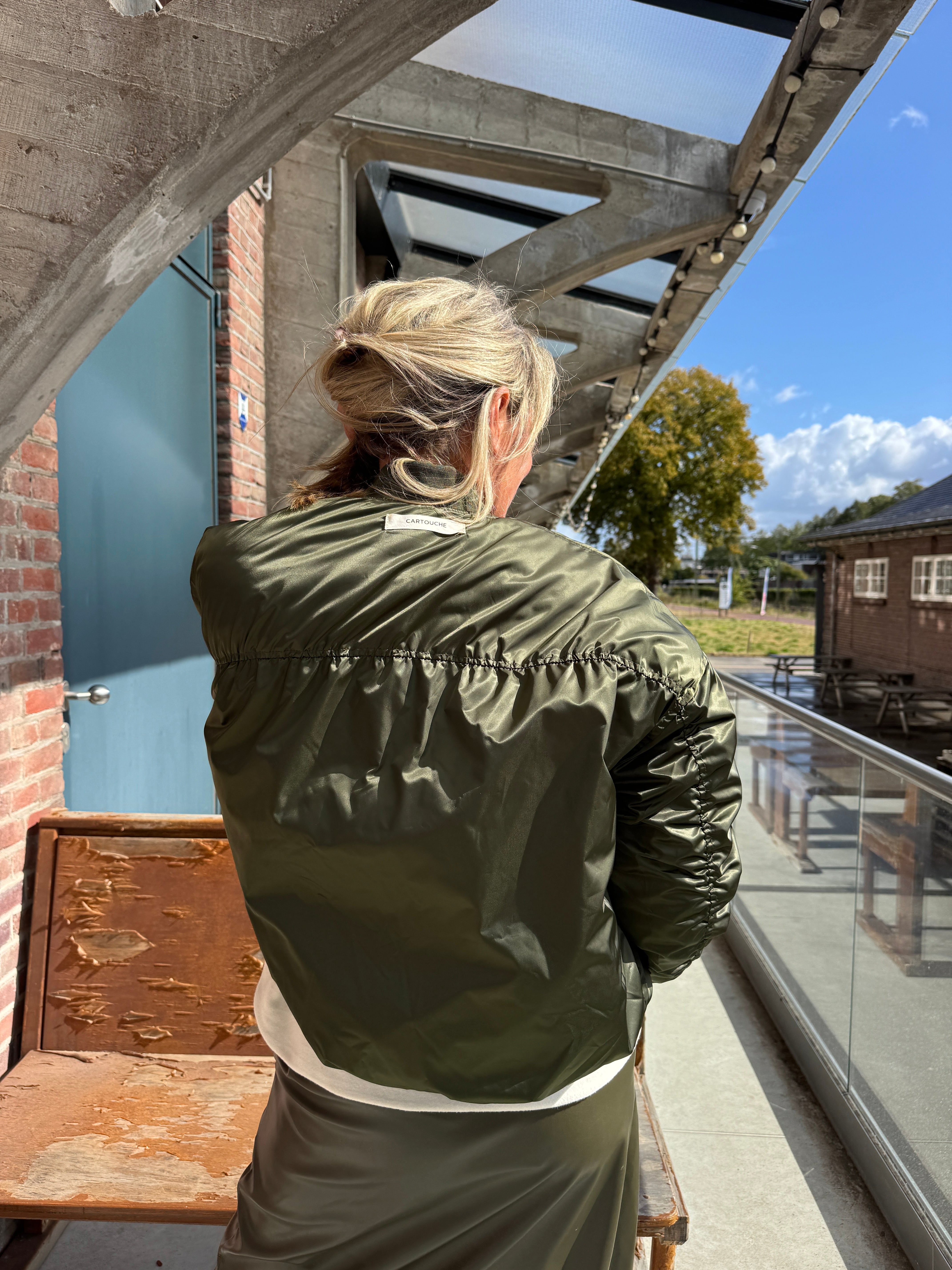 Bomber - Olivia - Cartouche by Suus