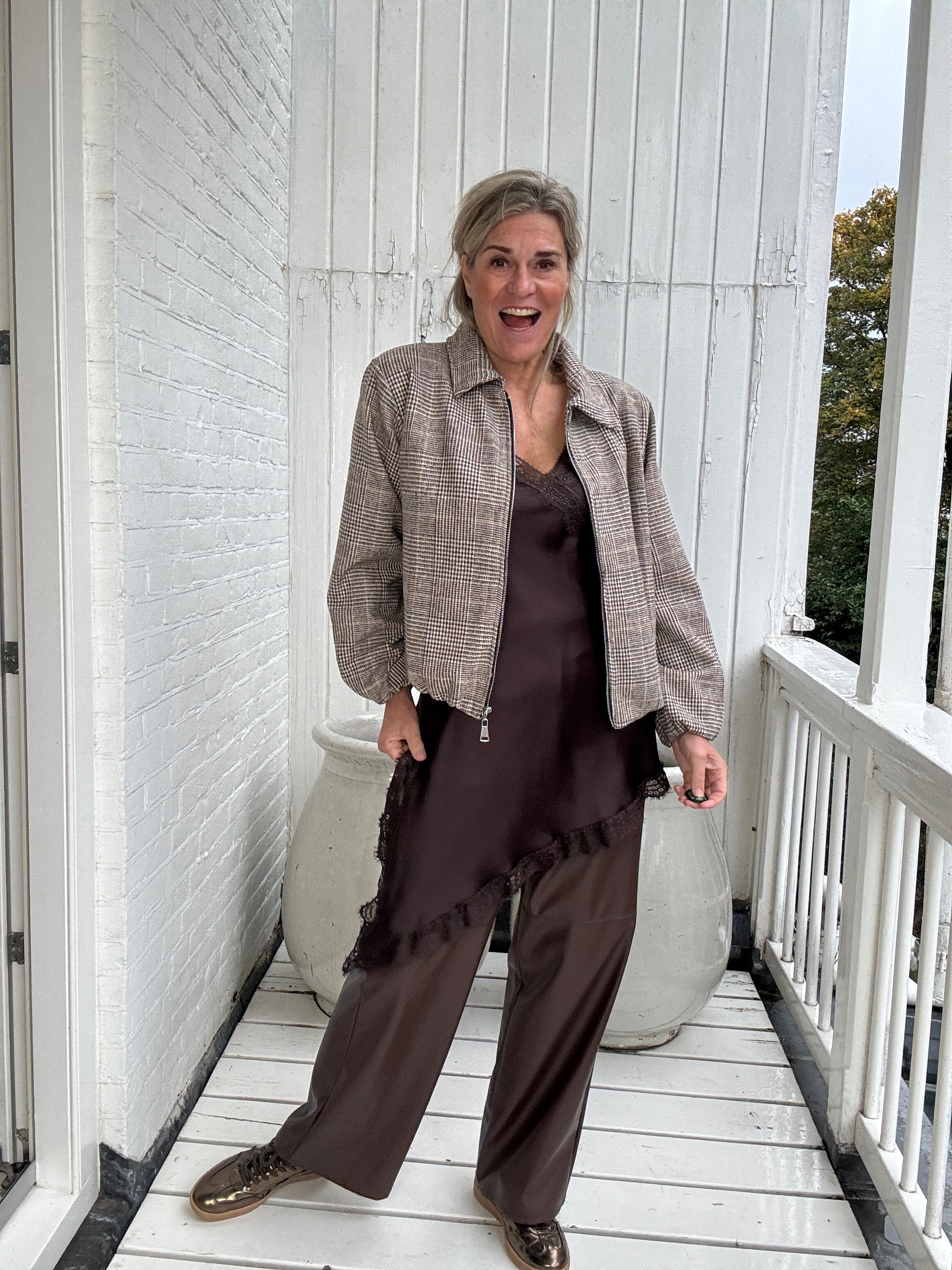 Bomber - Birgit - Cartouche by Suus