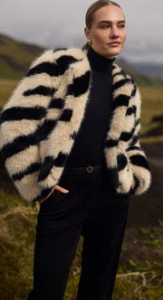 Jas - Magdalena - Nukus