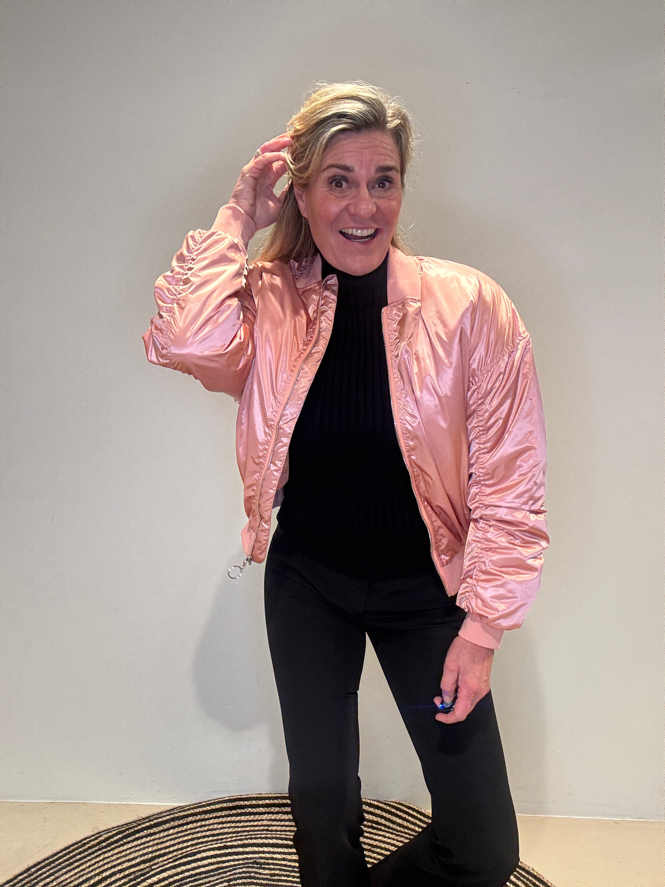 Bomber - Olivia - Cartouche by Suus