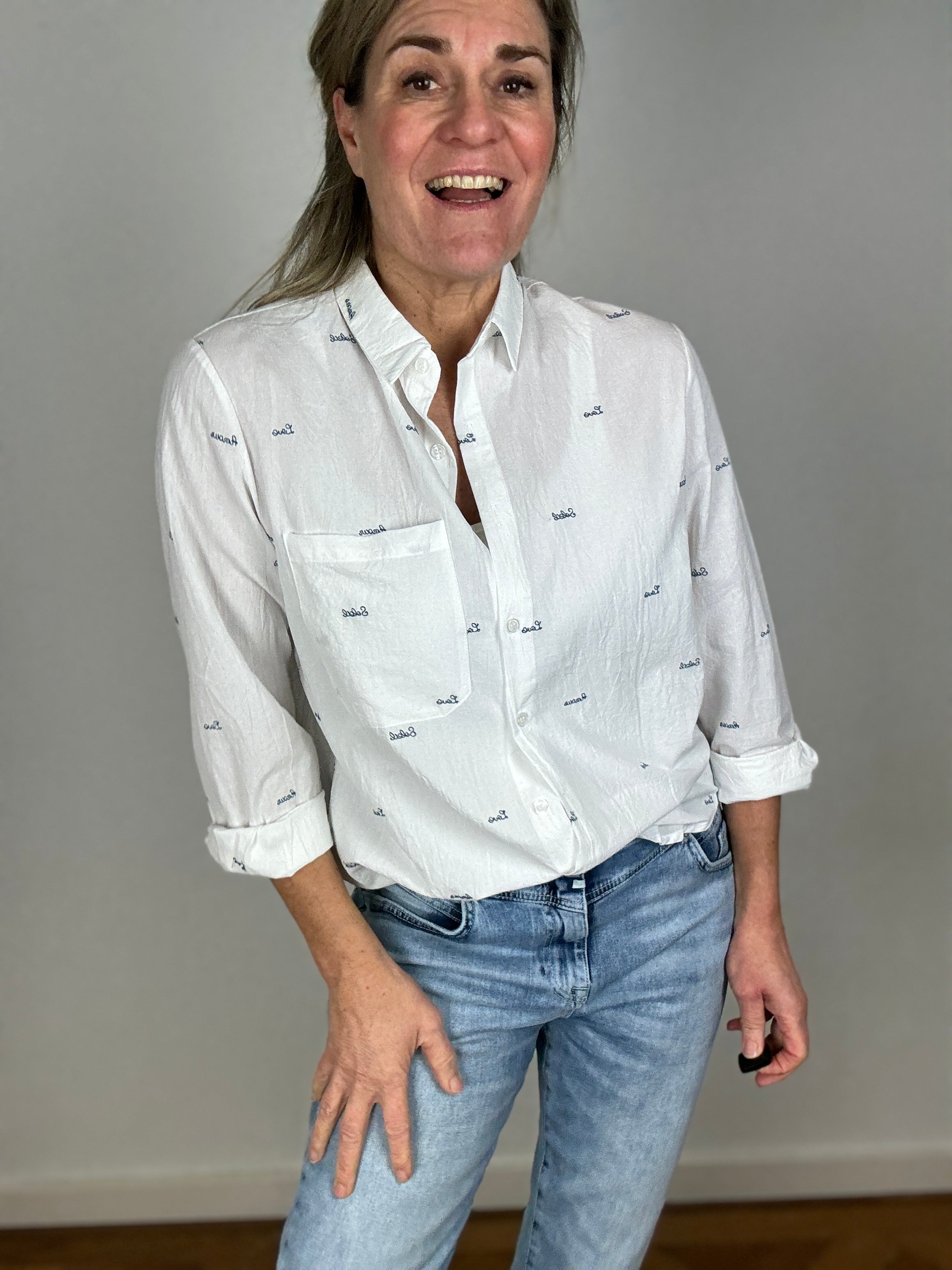AMOUR TOUJOURS Blouse