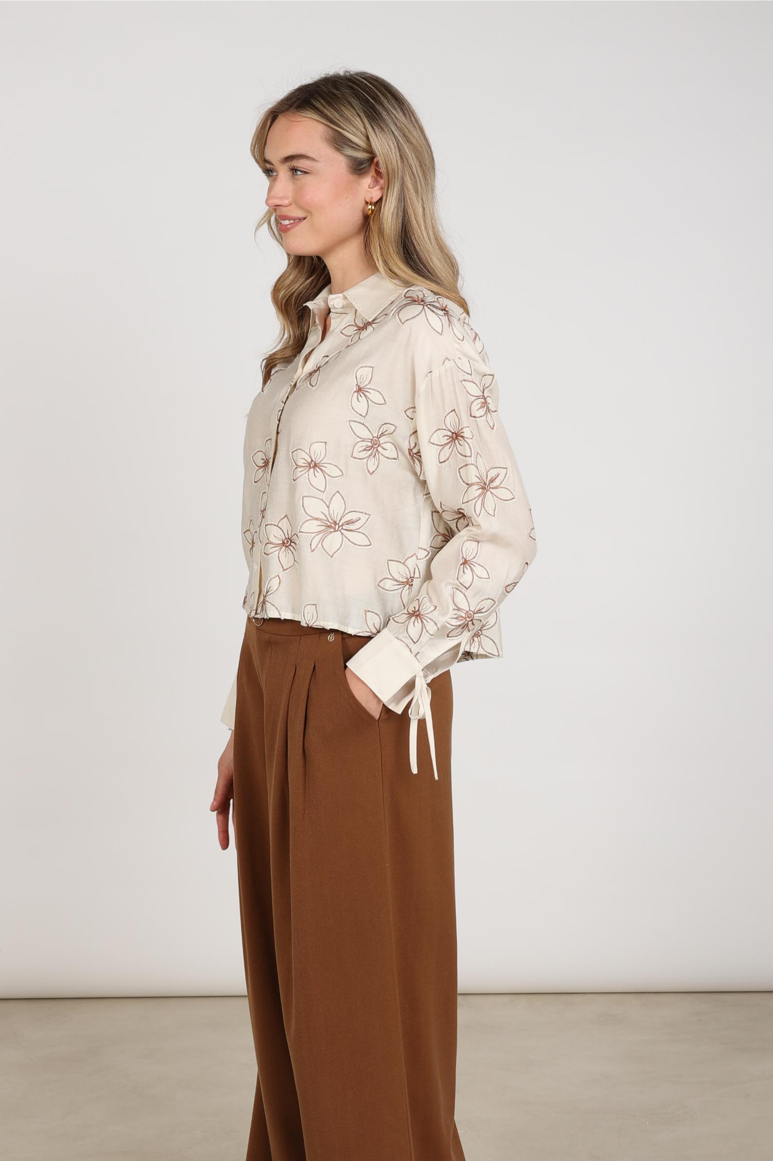 Bailey Blouse Flower - Nukus