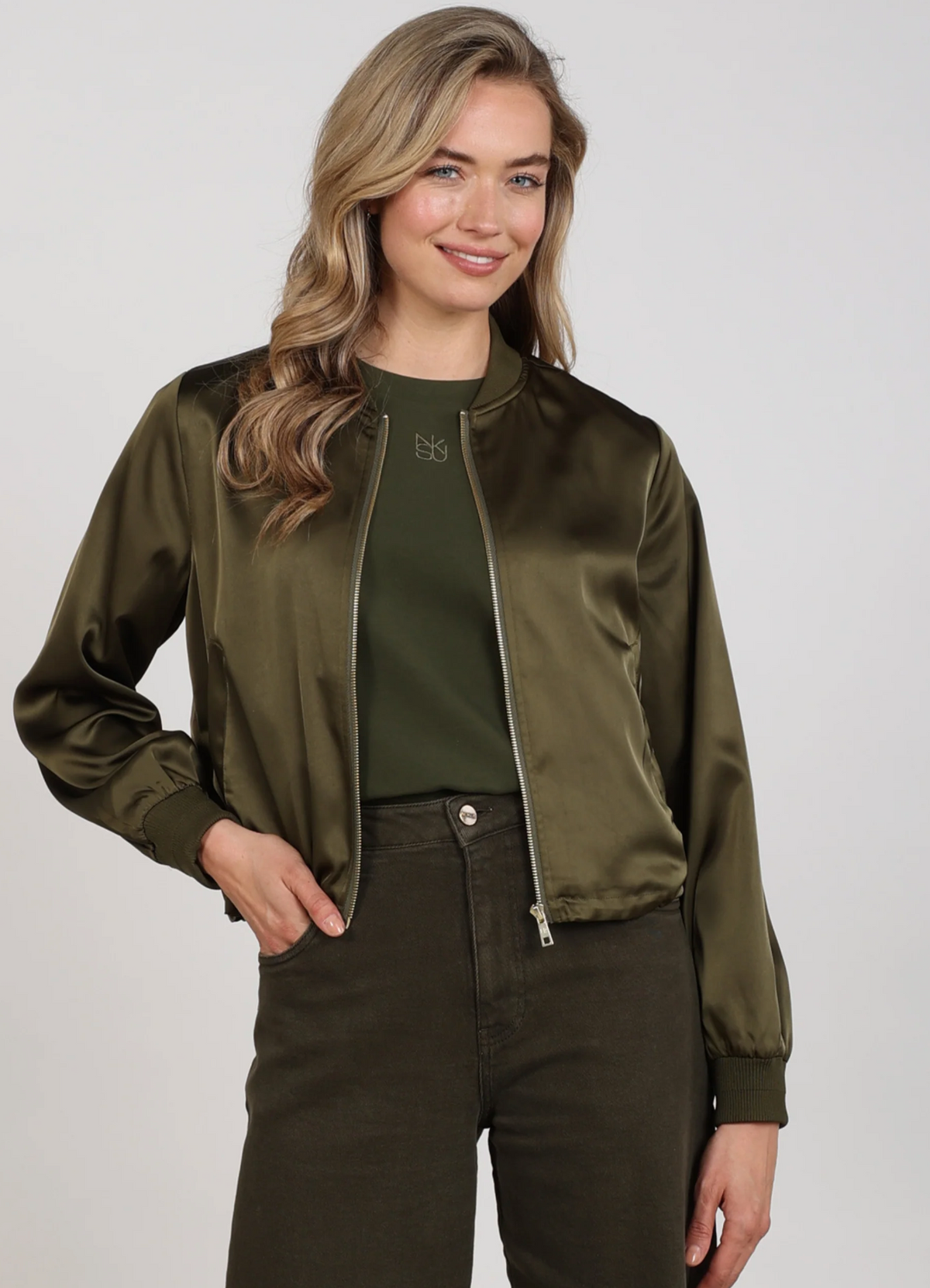 Bomber - Dena Shiny - Nukus