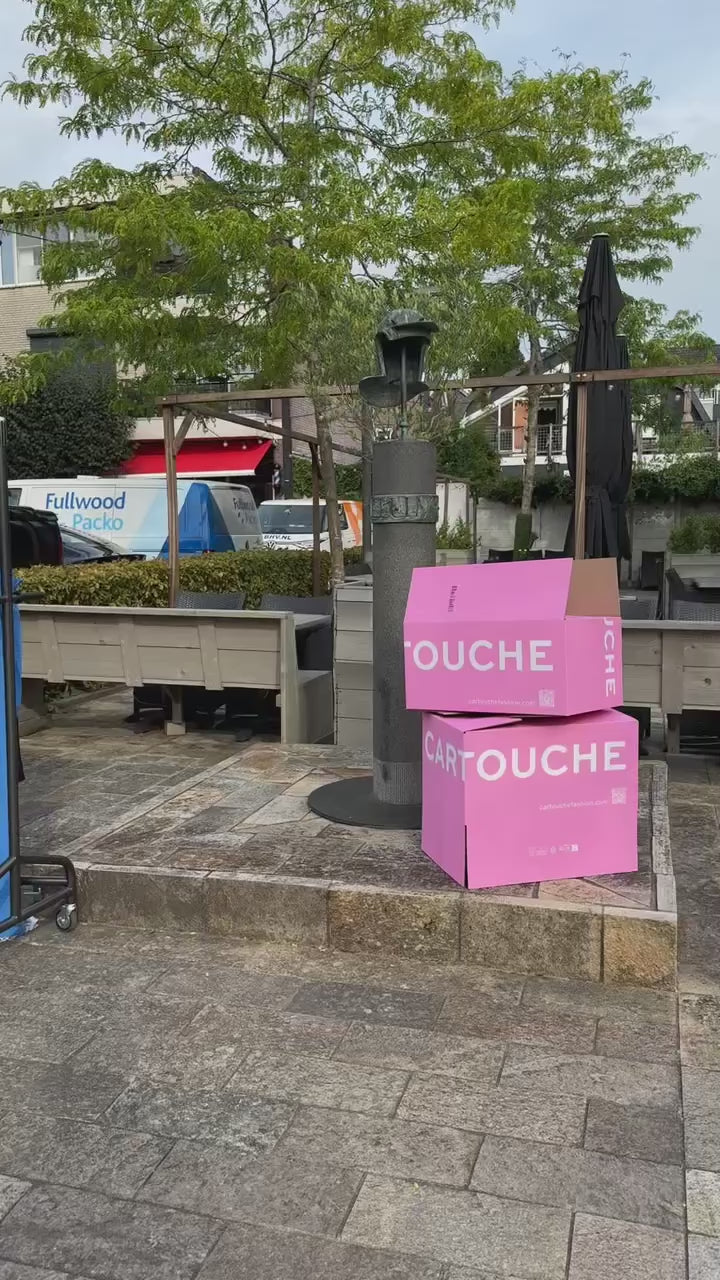 Videó betöltése: Cartouche Surprise Box - 8 stuks voor €100,- - MAG NIET RETOUR &amp; GRATIS VERSTUREN