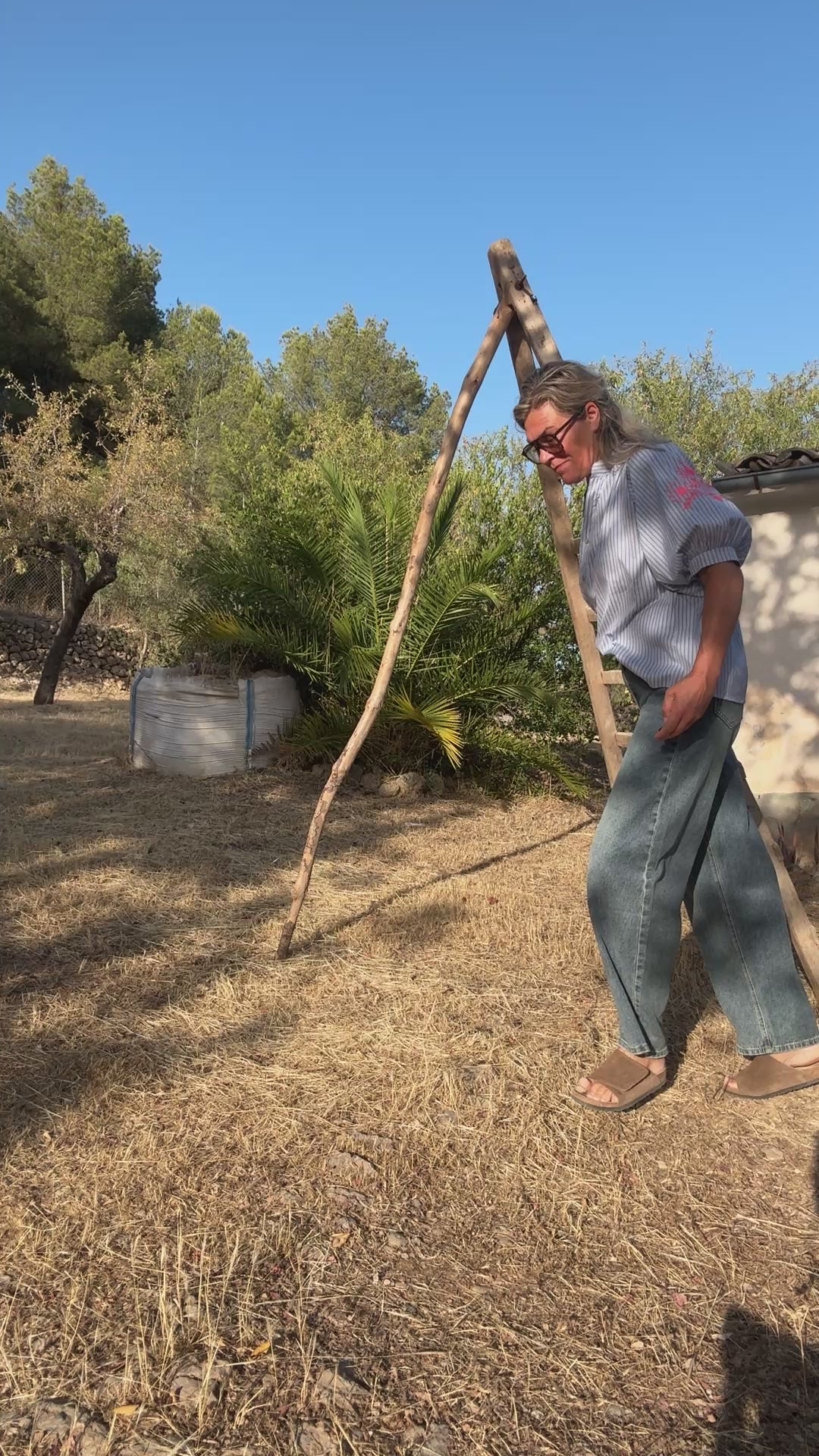Carica video: Blouse - Carla - Cartouche by Suus
