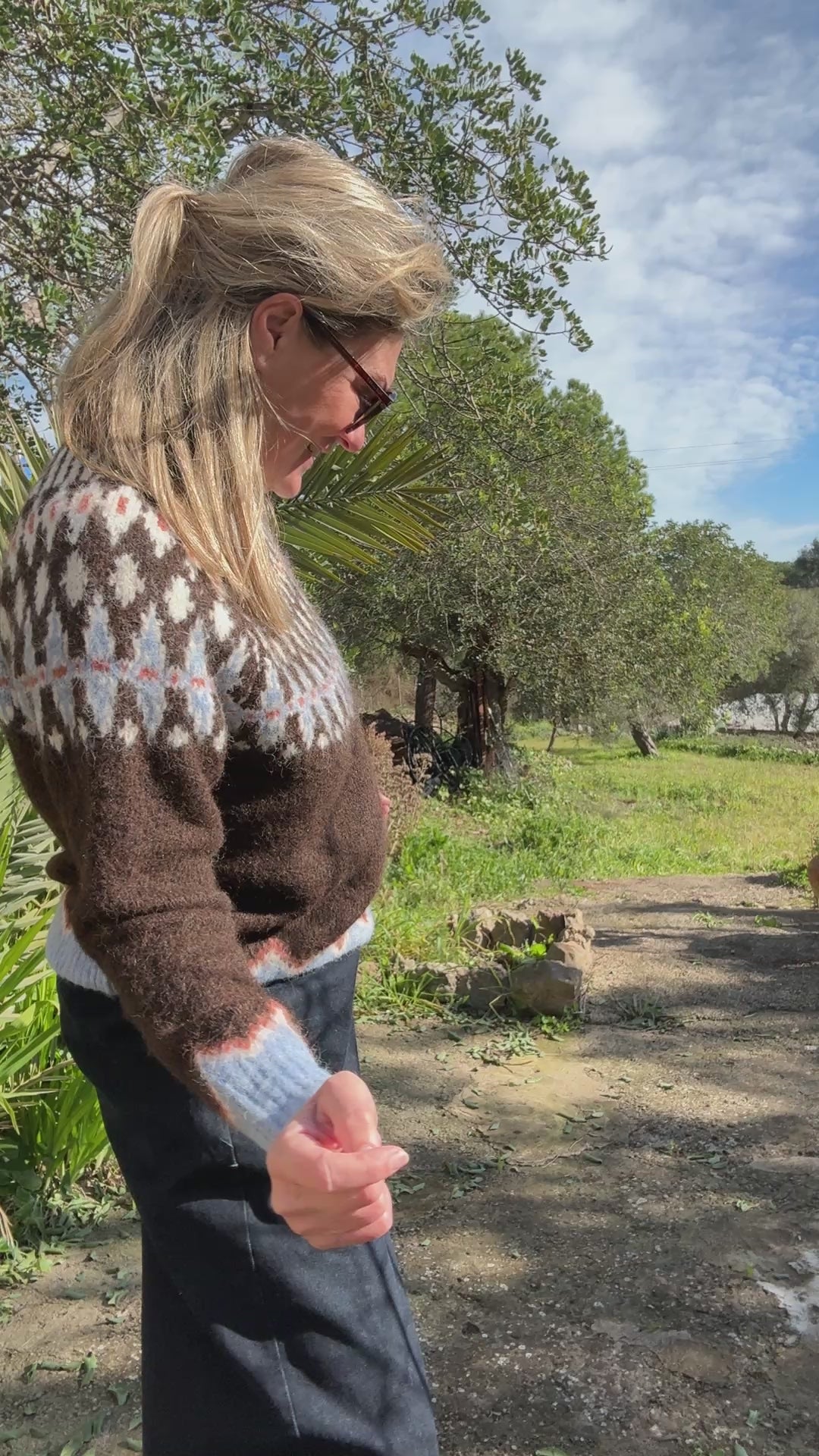 Video laden: Trui - Jolanda