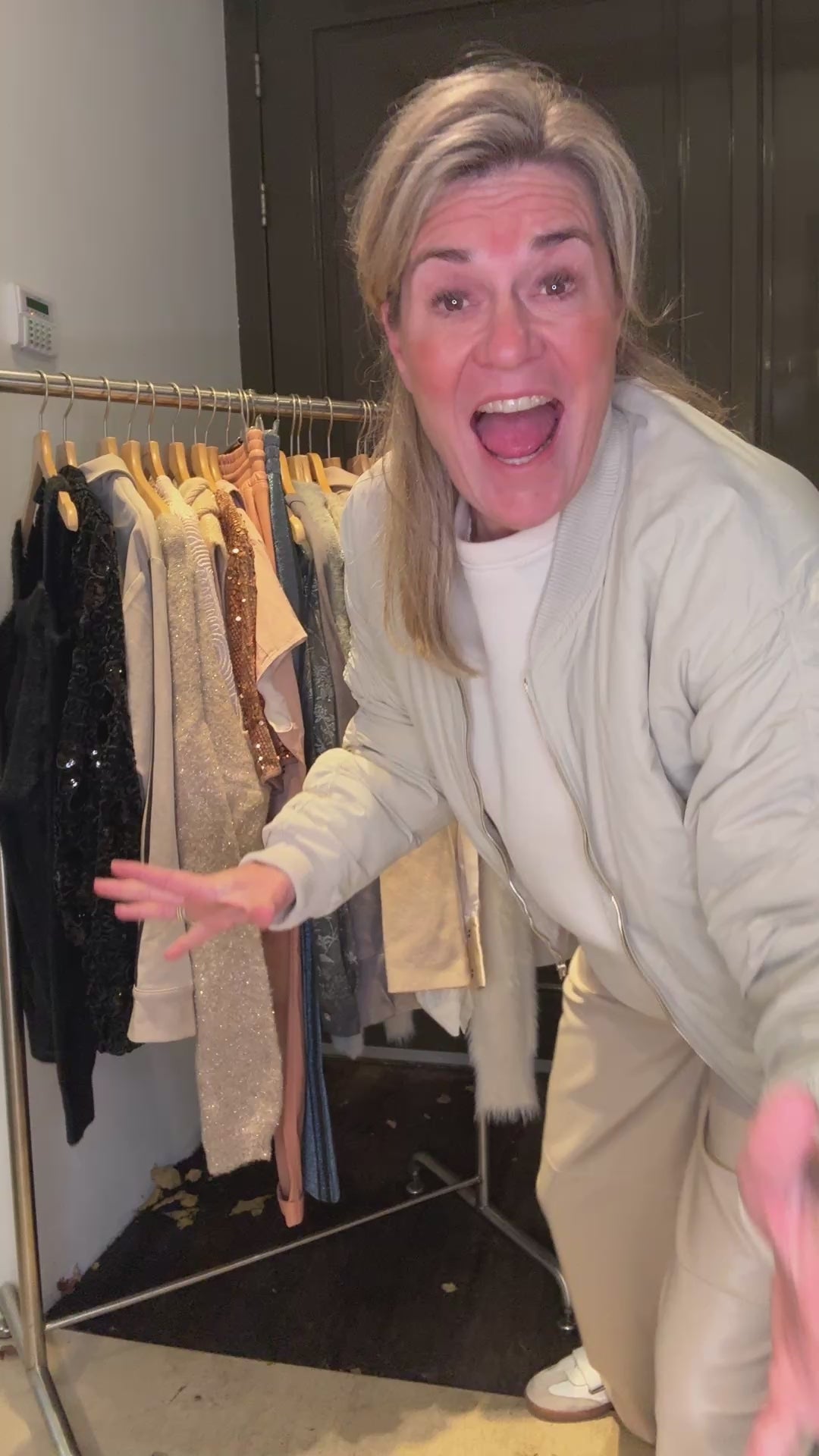 Video laden: NUKUS SURPRISEBOX | 5 stuks voor 150,- | PRE-ORDER, MAG NIET RETOUR &amp; ALLEEN VERZENDEN