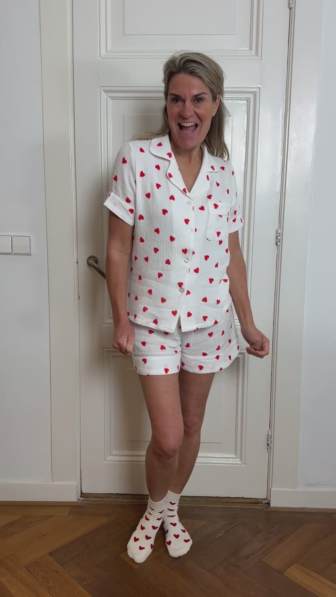 Video laden: Pyjama - Valentijn