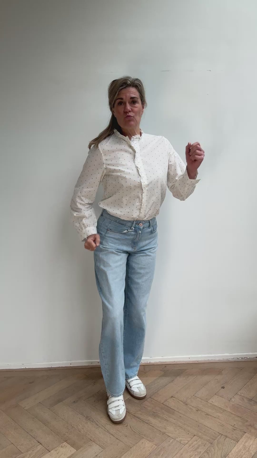 Video laden: Jeans - Clara - COJ